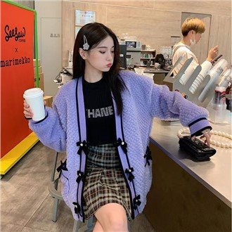 Bunga Sweater Main-Main